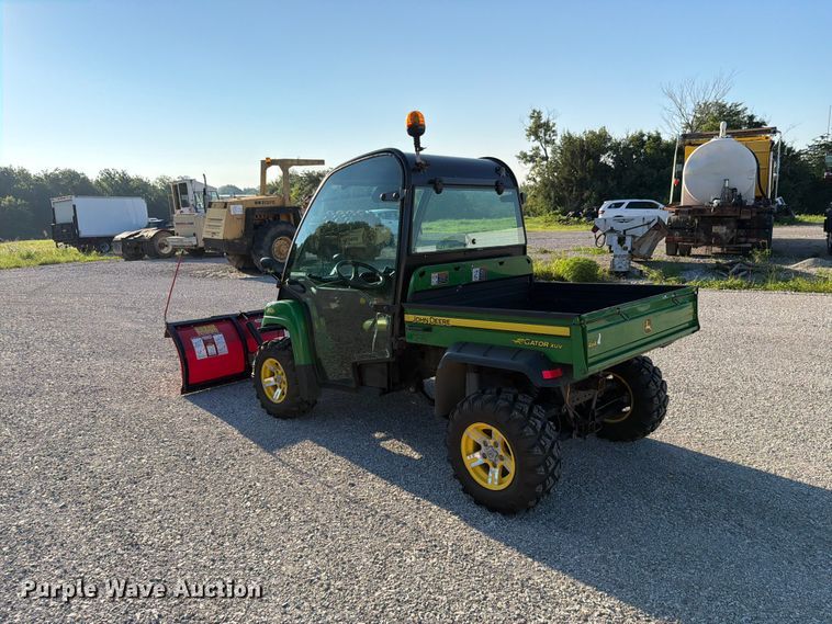 image for item EV2318 2009 John Deere 850D Gator XUV utility vehicle