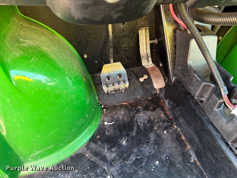 image for item EV2318 2009 John Deere 850D Gator XUV utility vehicle