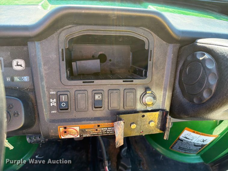 image for item EV2318 2009 John Deere 850D Gator XUV utility vehicle