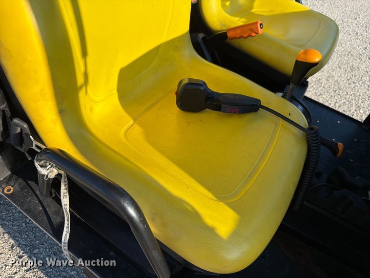 image for item EV2318 2009 John Deere 850D Gator XUV utility vehicle