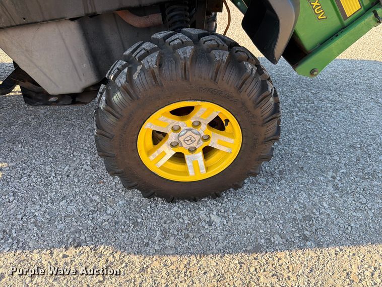 image for item EV2318 2009 John Deere 850D Gator XUV utility vehicle