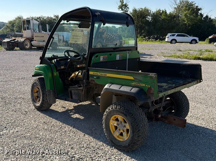 image for item EV2319 2009 John Deere 850D utility vehicle