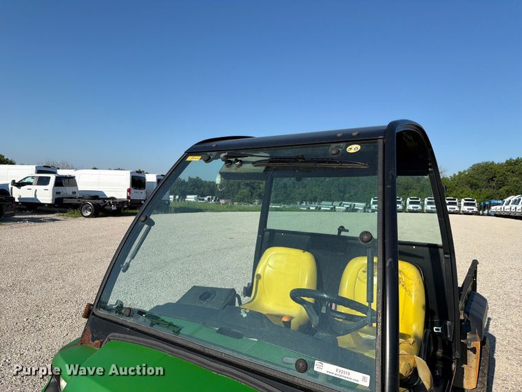 image for item EV2319 2009 John Deere 850D utility vehicle