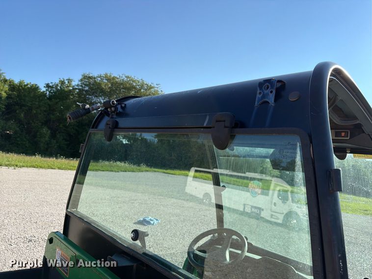 image for item EV2319 2009 John Deere 850D utility vehicle