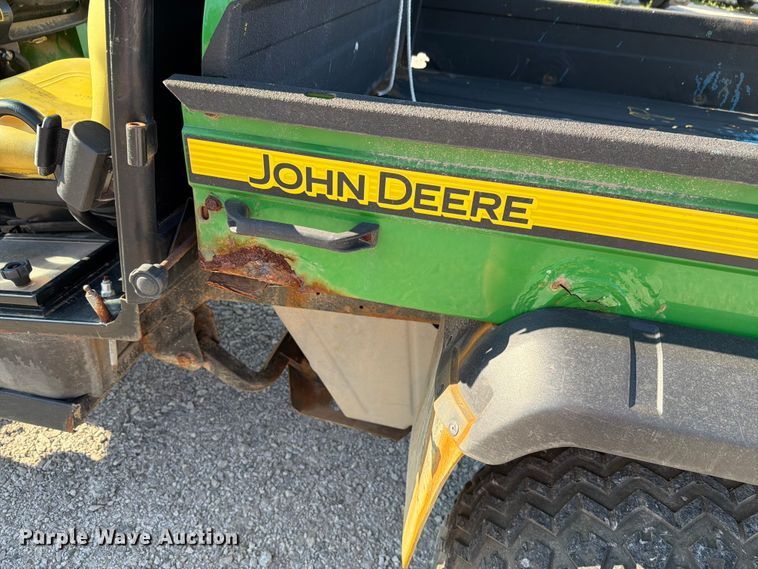 image for item EV2319 2009 John Deere 850D utility vehicle