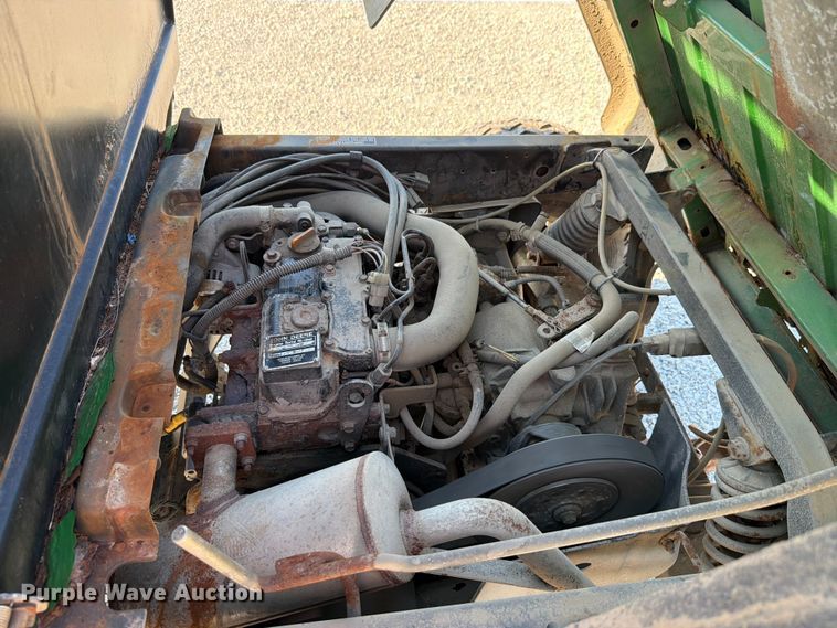 image for item EV2319 2009 John Deere 850D utility vehicle