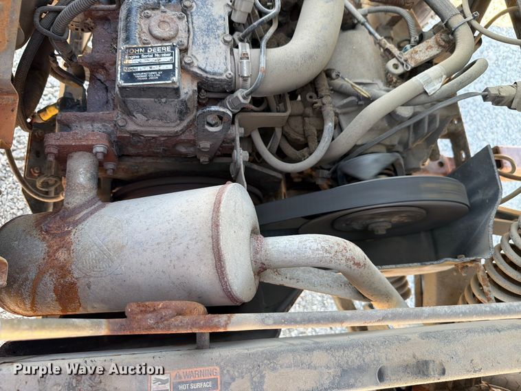 image for item EV2319 2009 John Deere 850D utility vehicle