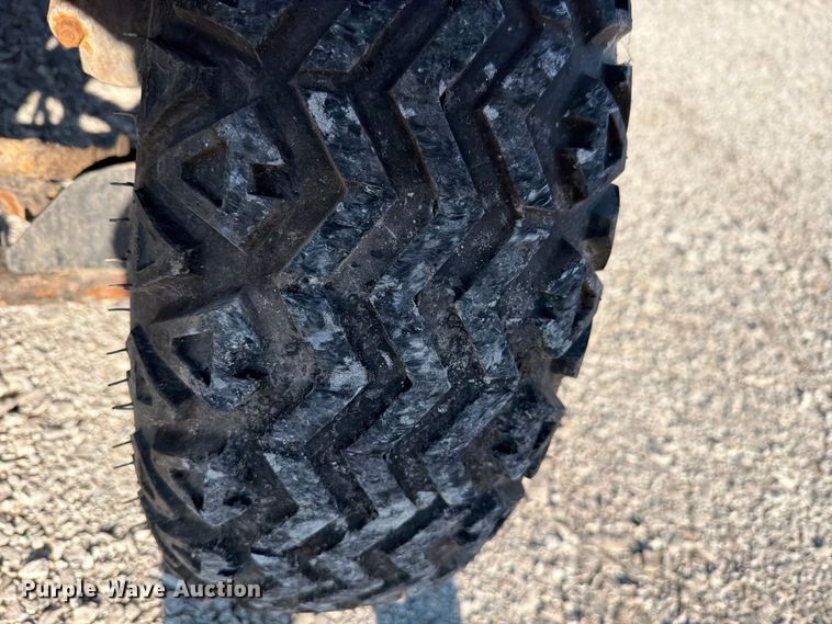 image for item EV2319 2009 John Deere 850D utility vehicle