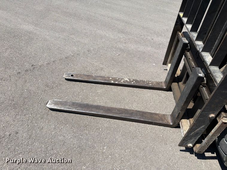 image for item EV2320 Caterpillar GP25KHP forklift