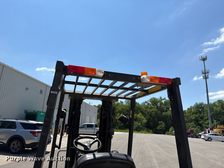 image for item EV2320 Caterpillar GP25KHP forklift