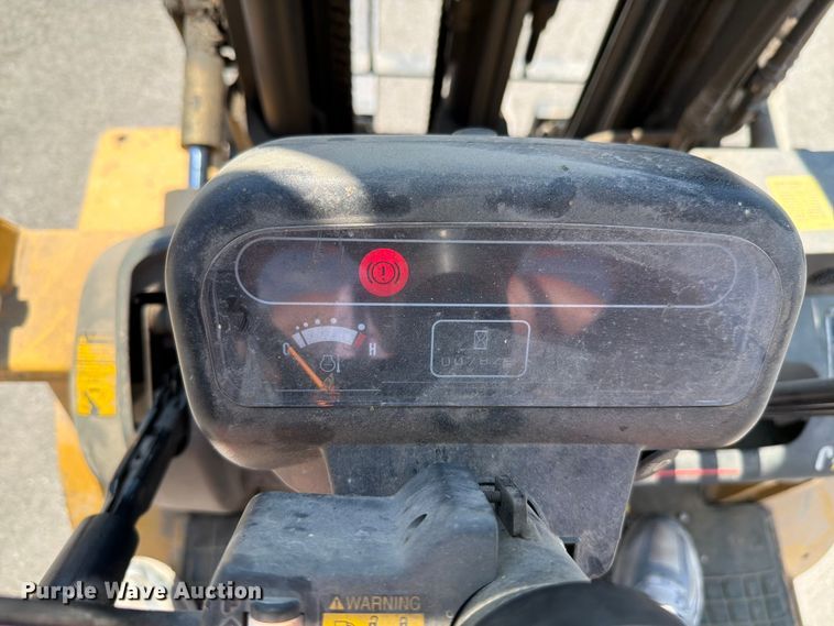 image for item EV2320 Caterpillar GP25KHP forklift