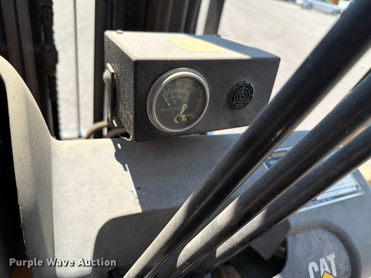 image for item EV2320 Caterpillar GP25KHP forklift