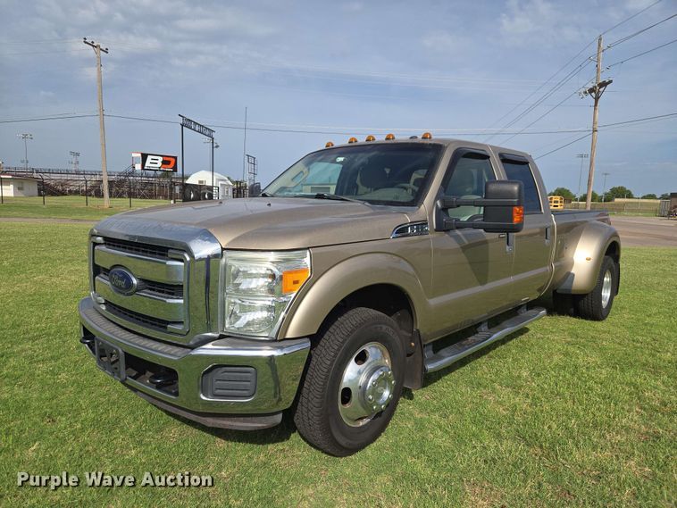 image for item EW0413 2012 Ford F350 Super Duty Crew Cab pickup truck