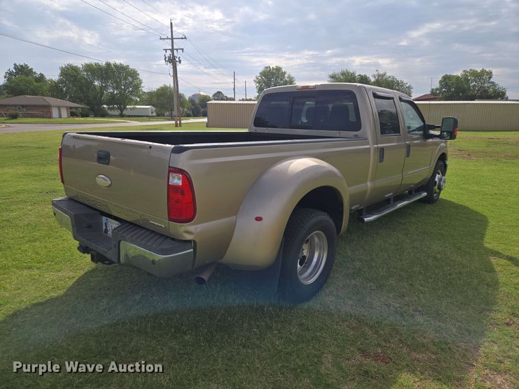 image for item EW0413 2012 Ford F350 Super Duty Crew Cab pickup truck