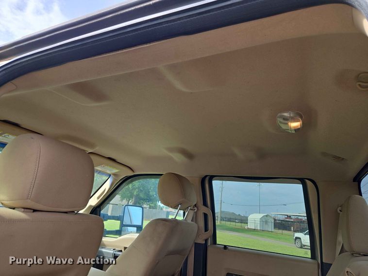 image for item EW0413 2012 Ford F350 Super Duty Crew Cab pickup truck