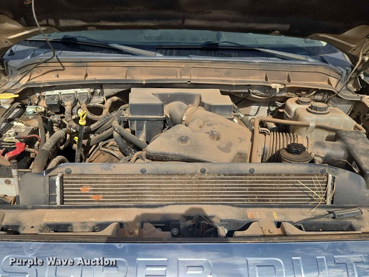 image for item EW0413 2012 Ford F350 Super Duty Crew Cab pickup truck