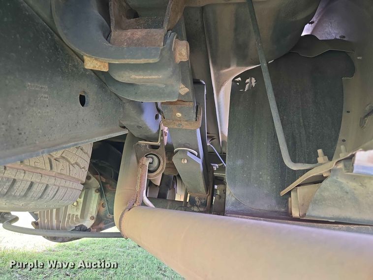 image for item EW0413 2012 Ford F350 Super Duty Crew Cab pickup truck