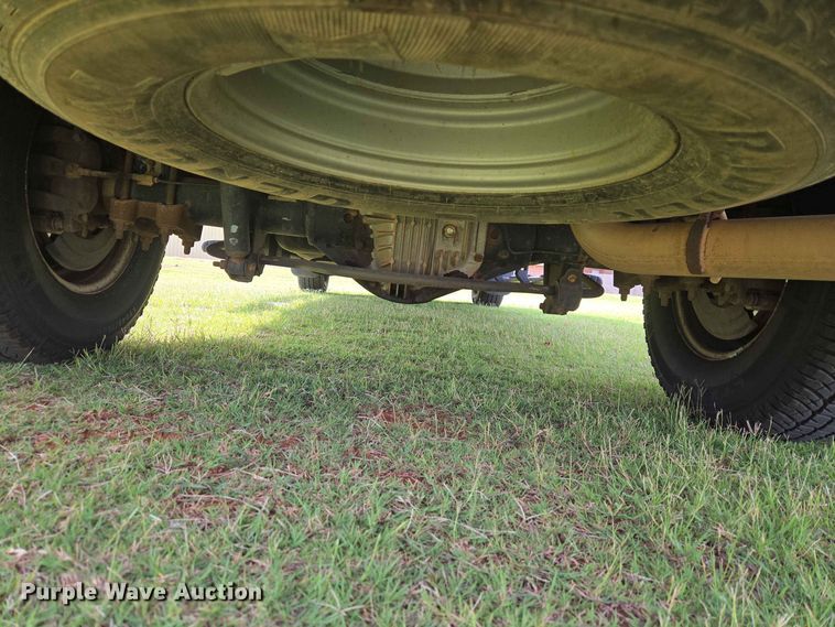 image for item EW0413 2012 Ford F350 Super Duty Crew Cab pickup truck