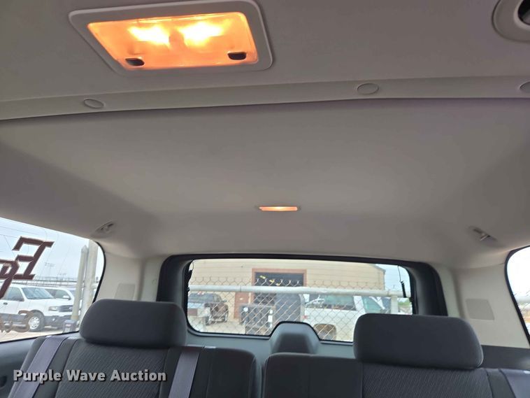 image for item EW0414 2013 Chevrolet Suburban SUV