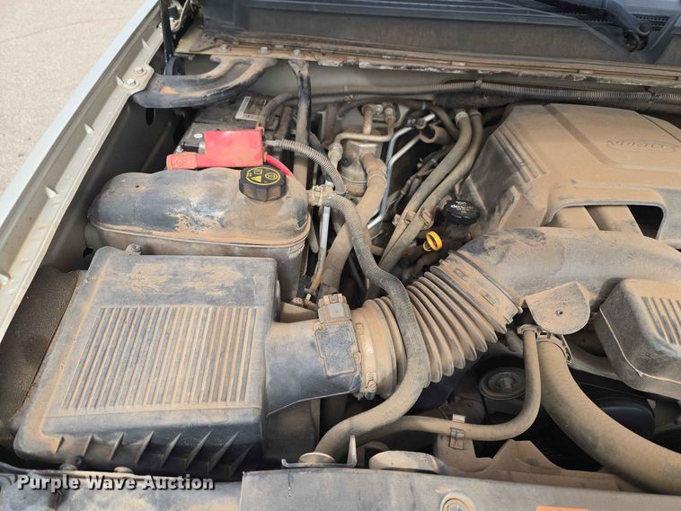 image for item EW0414 2013 Chevrolet Suburban SUV