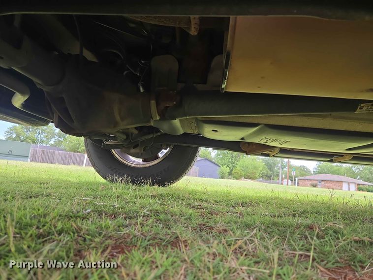 image for item EW0414 2013 Chevrolet Suburban SUV