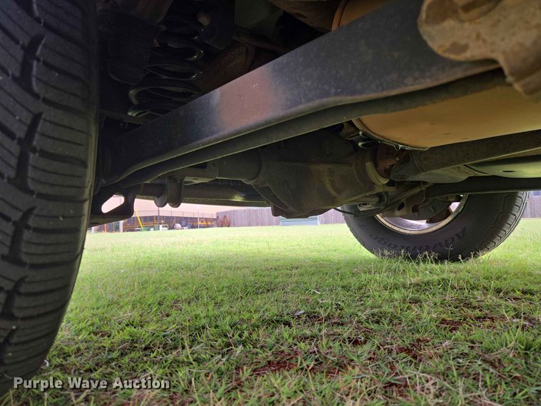 image for item EW0414 2013 Chevrolet Suburban SUV