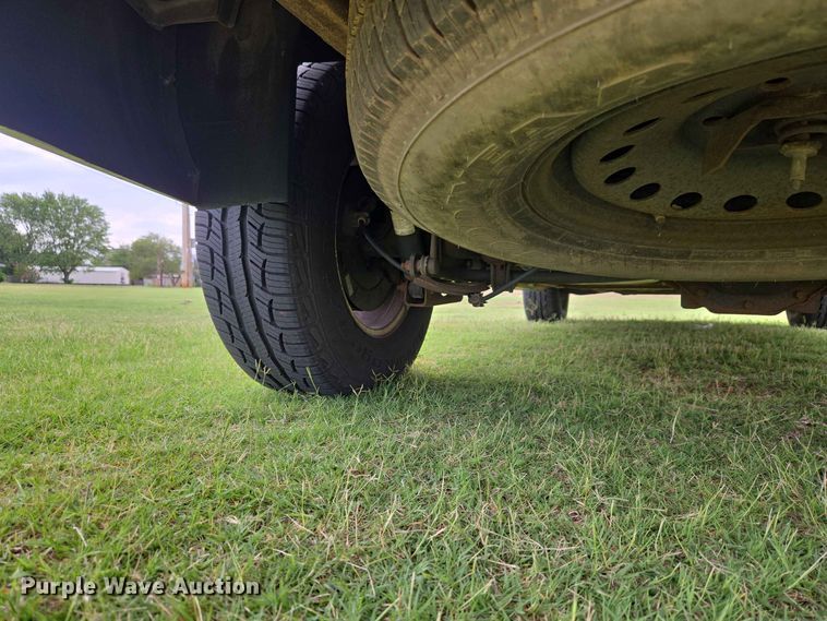 image for item EW0414 2013 Chevrolet Suburban SUV