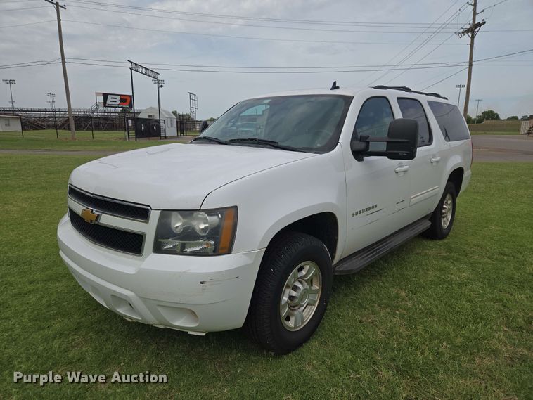 image for item EW0416 2013 Chevrolet Suburban SUV