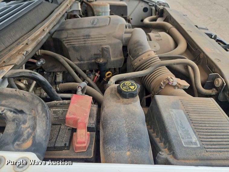 image for item EW0416 2013 Chevrolet Suburban SUV