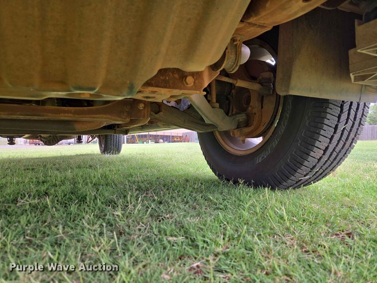 image for item EW0416 2013 Chevrolet Suburban SUV