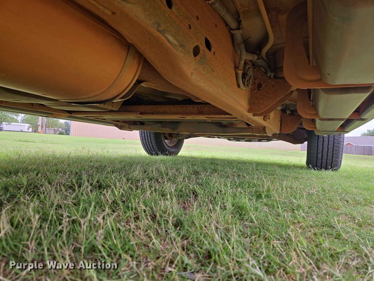 image for item EW0416 2013 Chevrolet Suburban SUV
