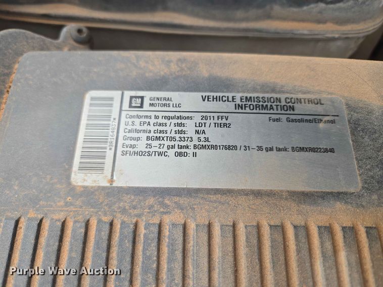 image for item EW0417 2011 Chevrolet Suburban SUV