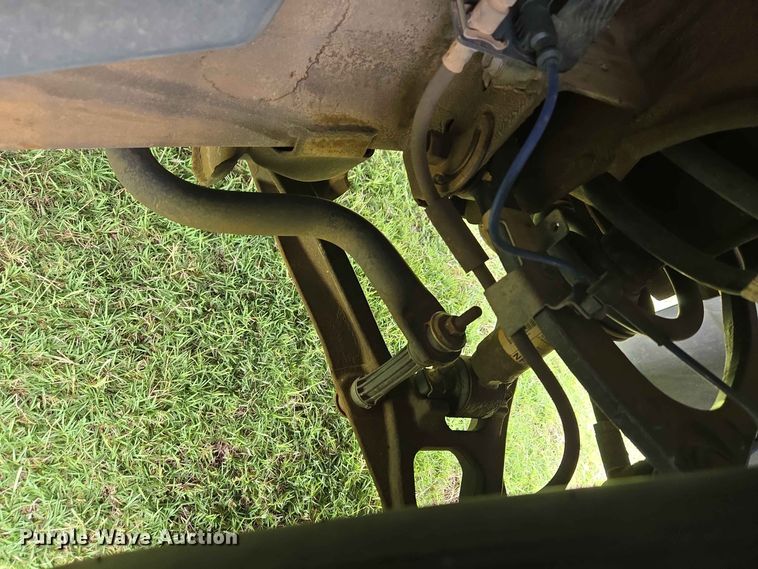 image for item EW0417 2011 Chevrolet Suburban SUV