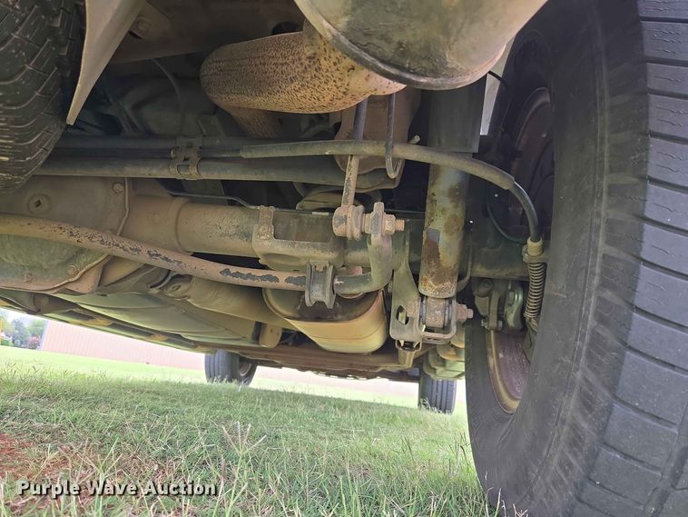 image for item EW0417 2011 Chevrolet Suburban SUV