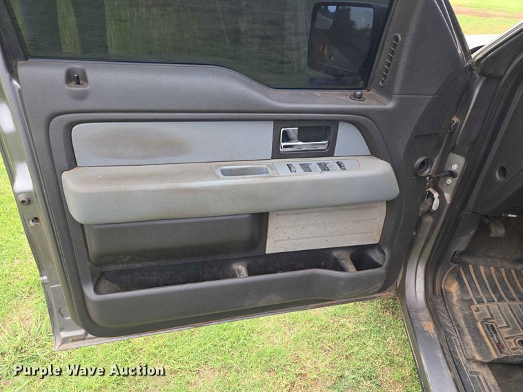 image for item EW0418 2012 Ford F150 Crew Cab pickup truck