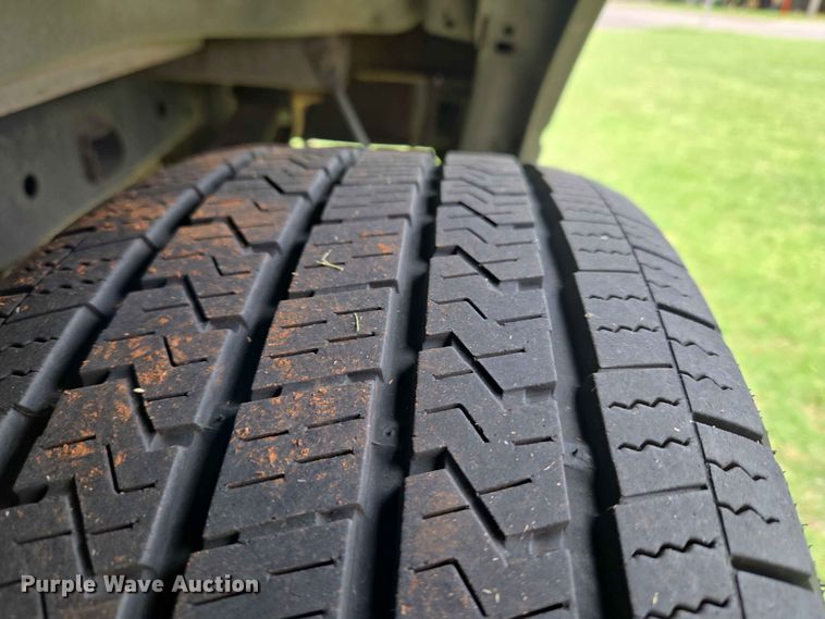 image for item EW0418 2012 Ford F150 Crew Cab pickup truck