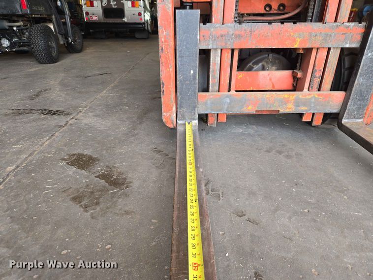 image for item EW0421 Nissan 2700 