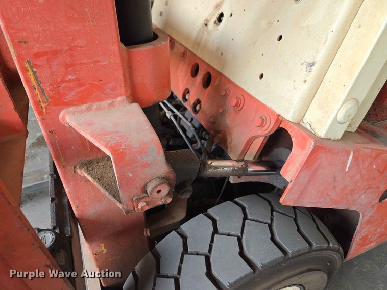 image for item EW0421 Nissan 2700 