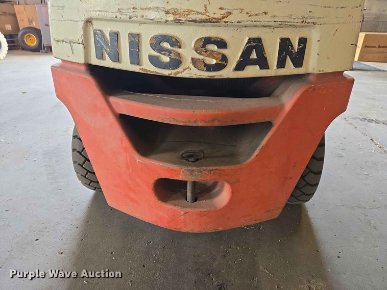 image for item EW0421 Nissan 2700 