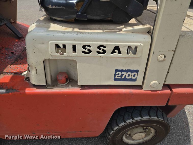 image for item EW0421 Nissan 2700 