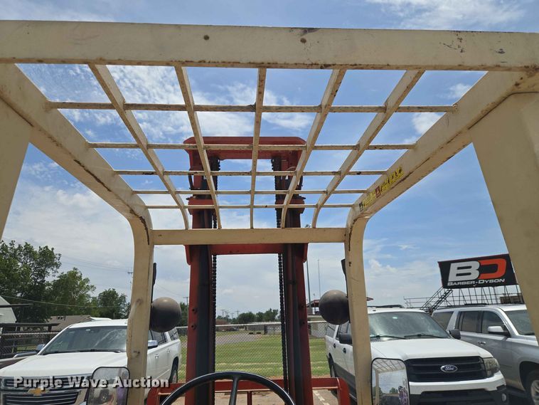 image for item EW0421 Nissan 2700 