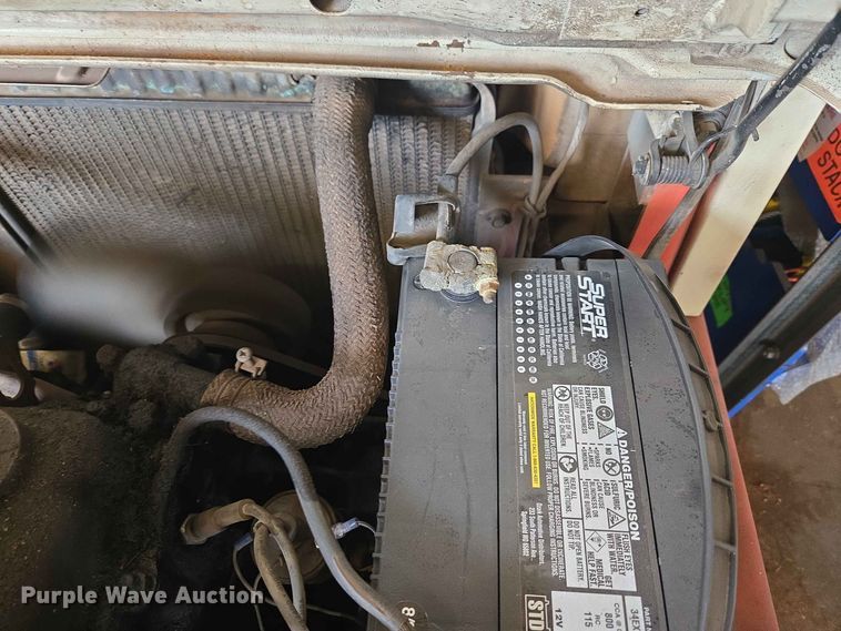image for item EW0421 Nissan 2700 