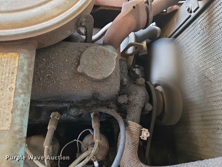 image for item EW0421 Nissan 2700 