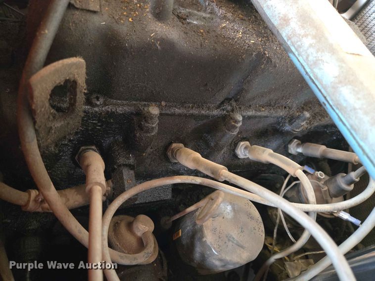 image for item EW0421 Nissan 2700 