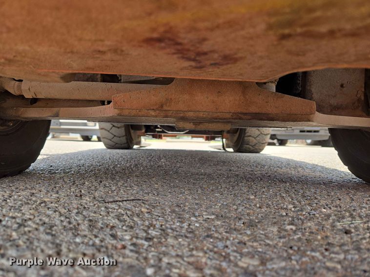 image for item EW0421 Nissan 2700 