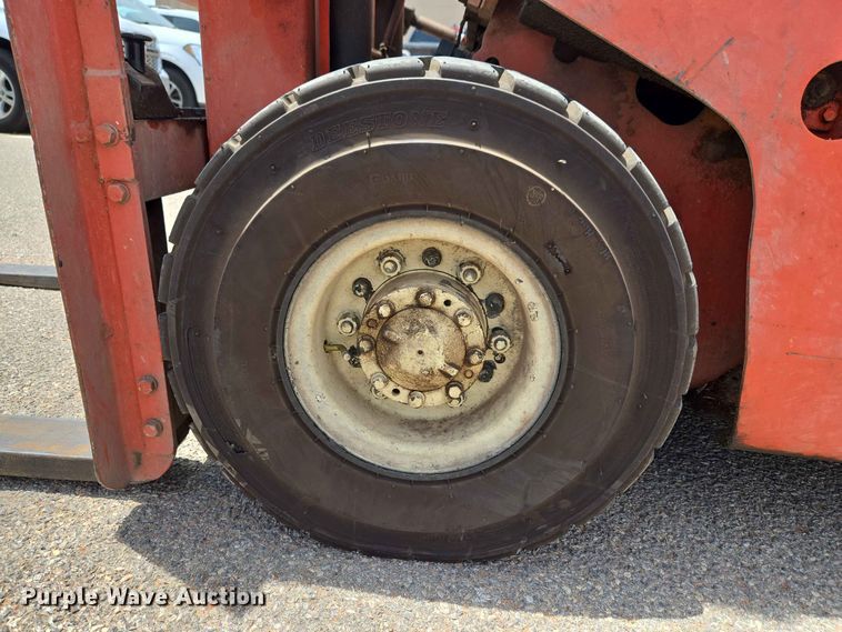 image for item EW0421 Nissan 2700 