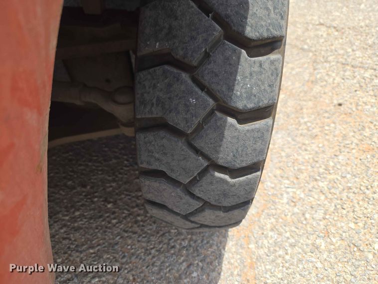 image for item EW0421 Nissan 2700 
