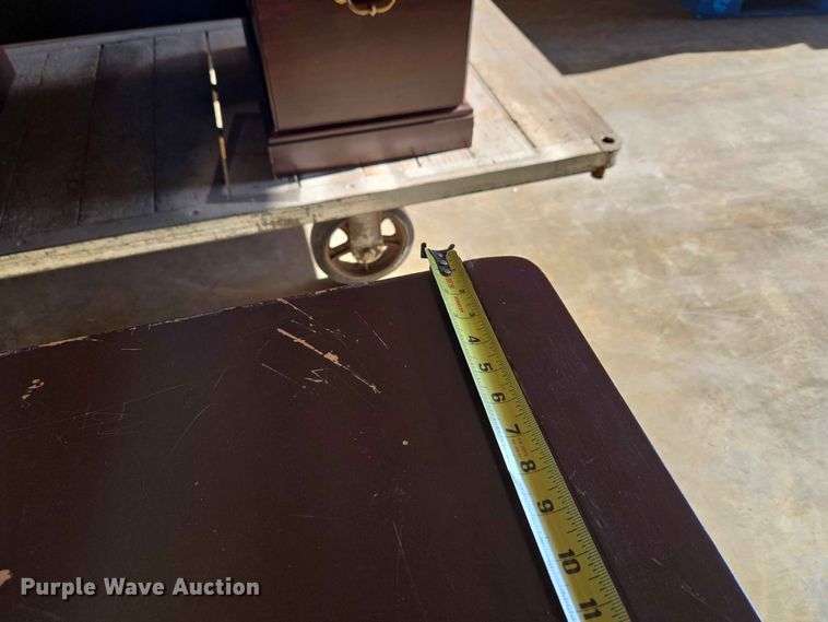 image for item EW0442 Furniture