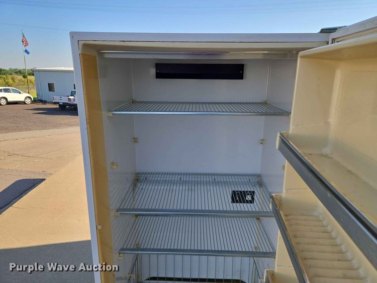 image for item EW0447 Fisher 307 Low temperature incubator