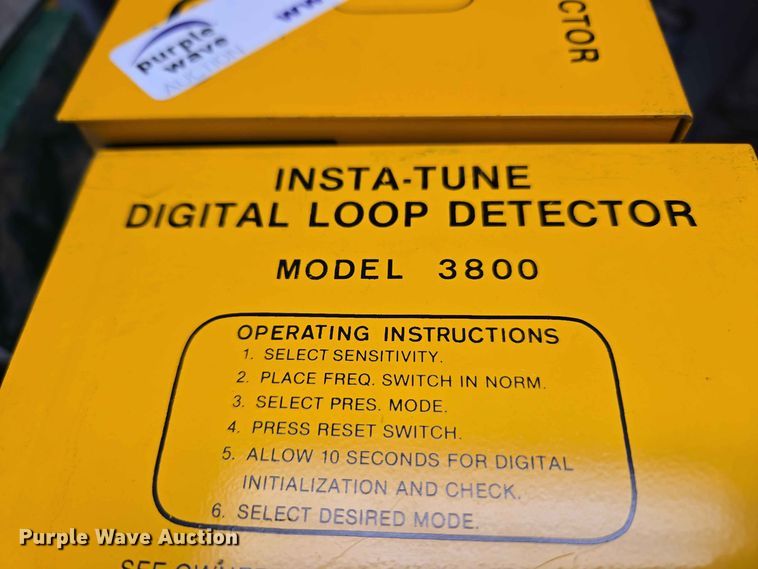 image for item EW0448 Approximately 67 digital loop detectors
